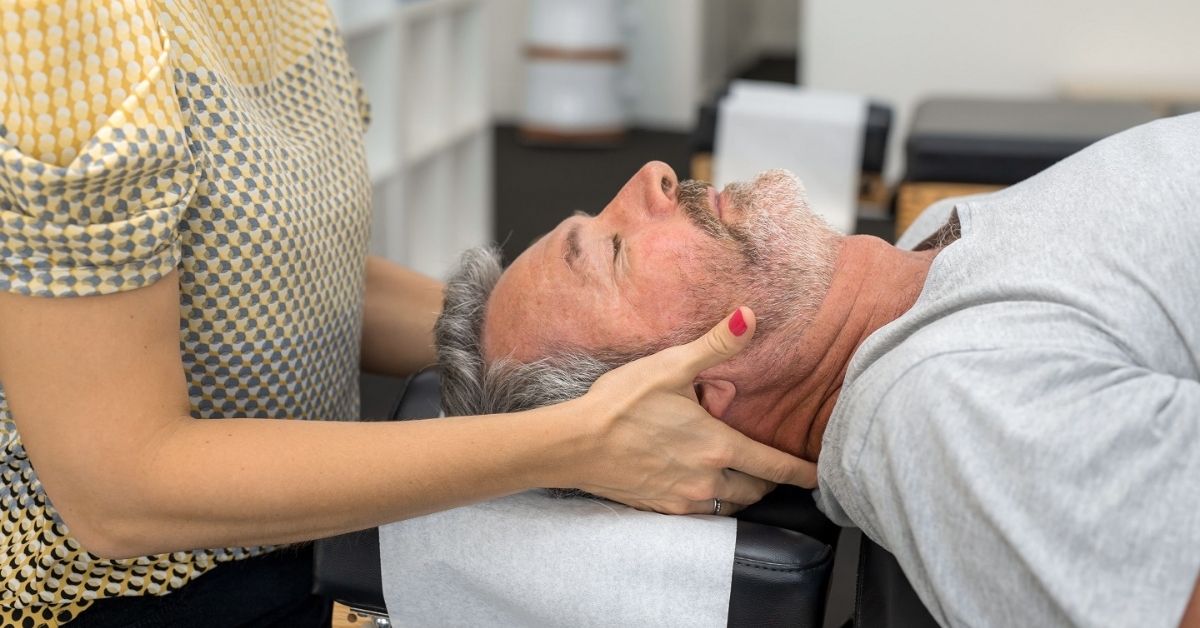 bal hátfájás férfiaknál fájó lábízületek otthoni kezelése